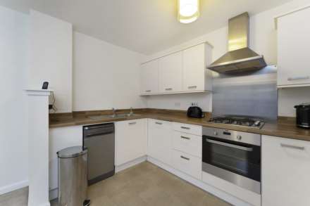 Porterfield Road, Renfrew, Image 4