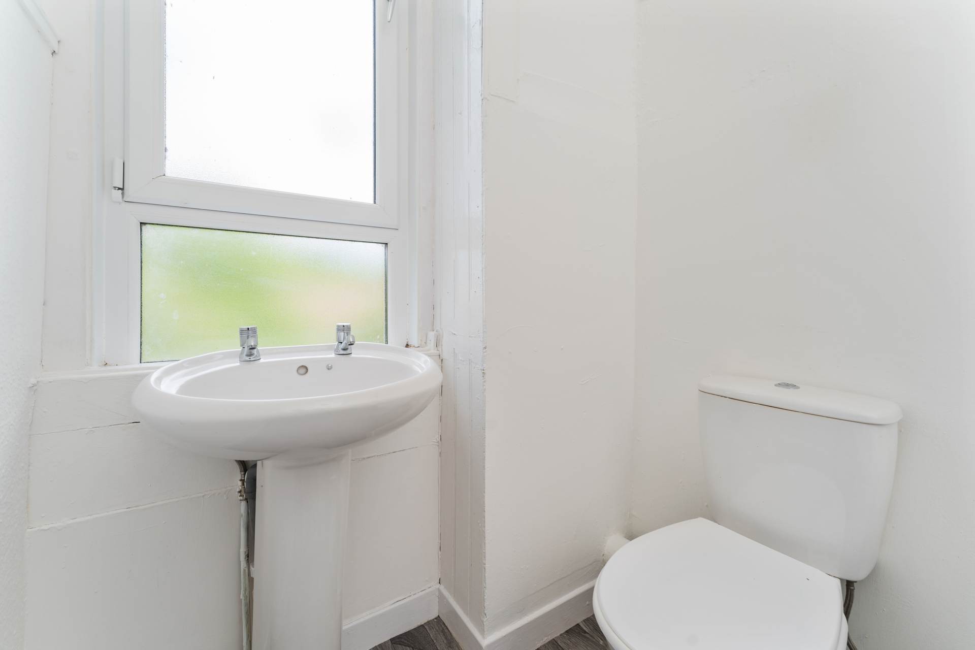 Barterholm Road, Paisley, Image 12