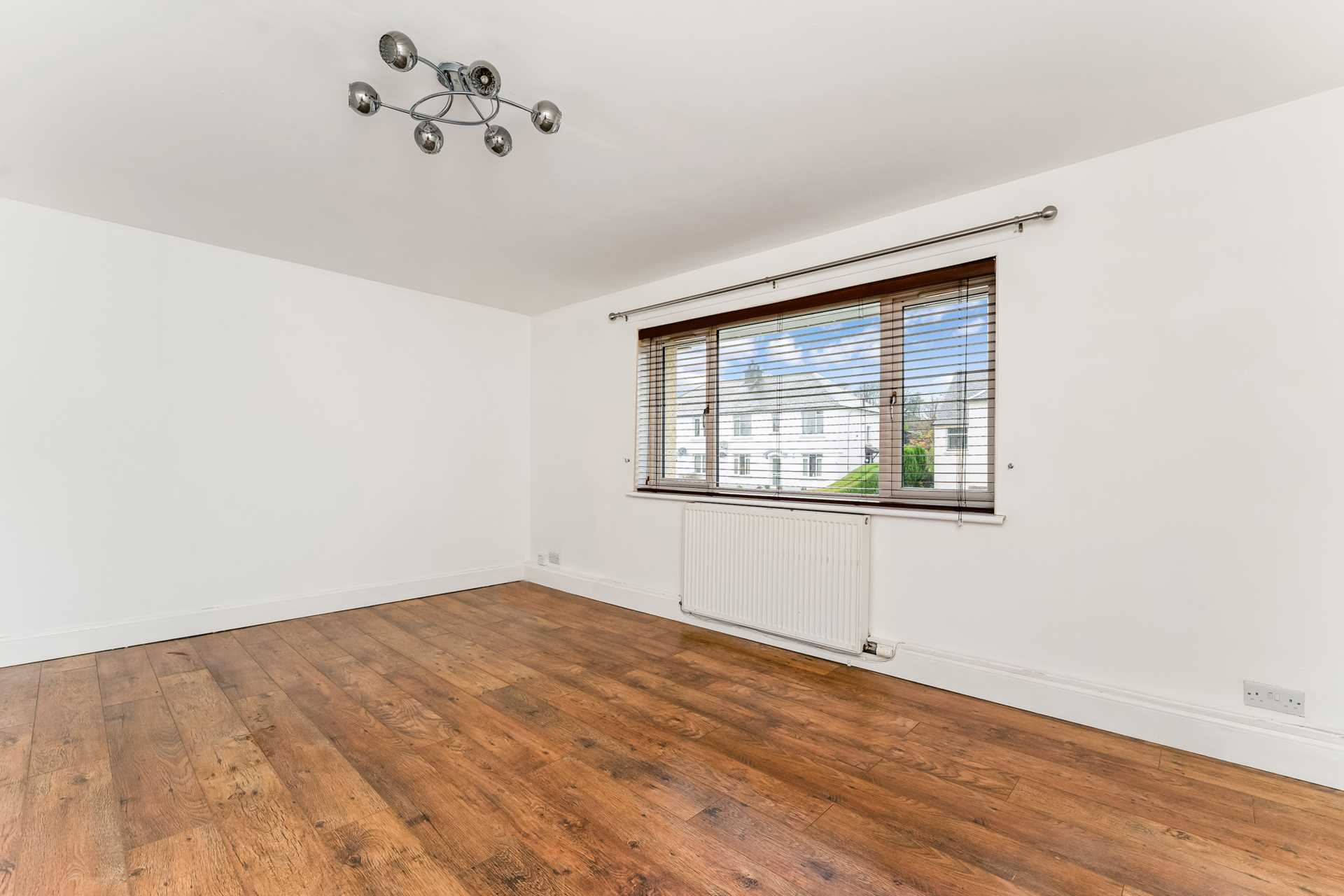 Houston Road, Bridge Of Weir, Image 2