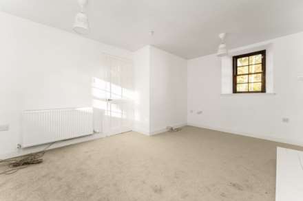 Shuttle Street, Kilbarchan, Image 3