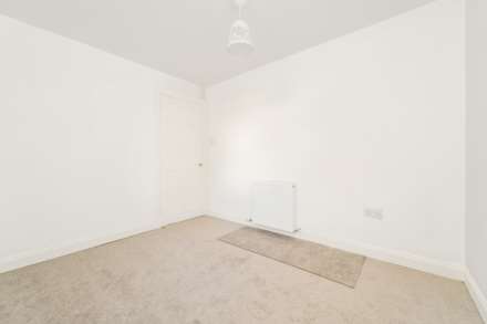 Shuttle Street, Kilbarchan, Image 7