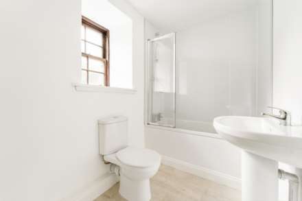 Shuttle Street, Kilbarchan, Image 9