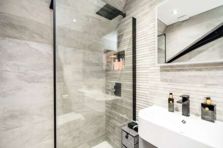 Prieston Road, Bridge Of Weir, Image 15