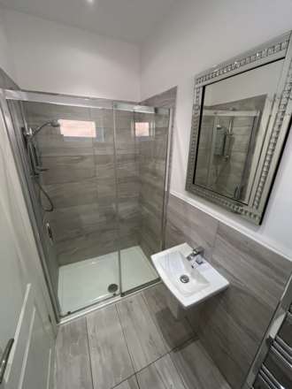 Raymond Avenue, Stockton Heath, Image 8