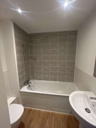 Lintott Gardens, Warrington, Image 7
