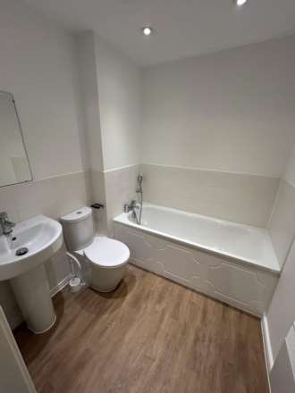 Spires View, Warrington, Image 3