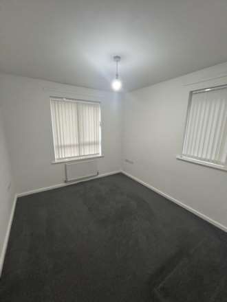 Lintott Gardens, Warrington, Image 7