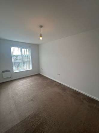 Spires View, Warrington, Image 4