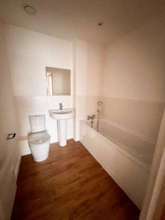 Spires View, Warrington, Image 5