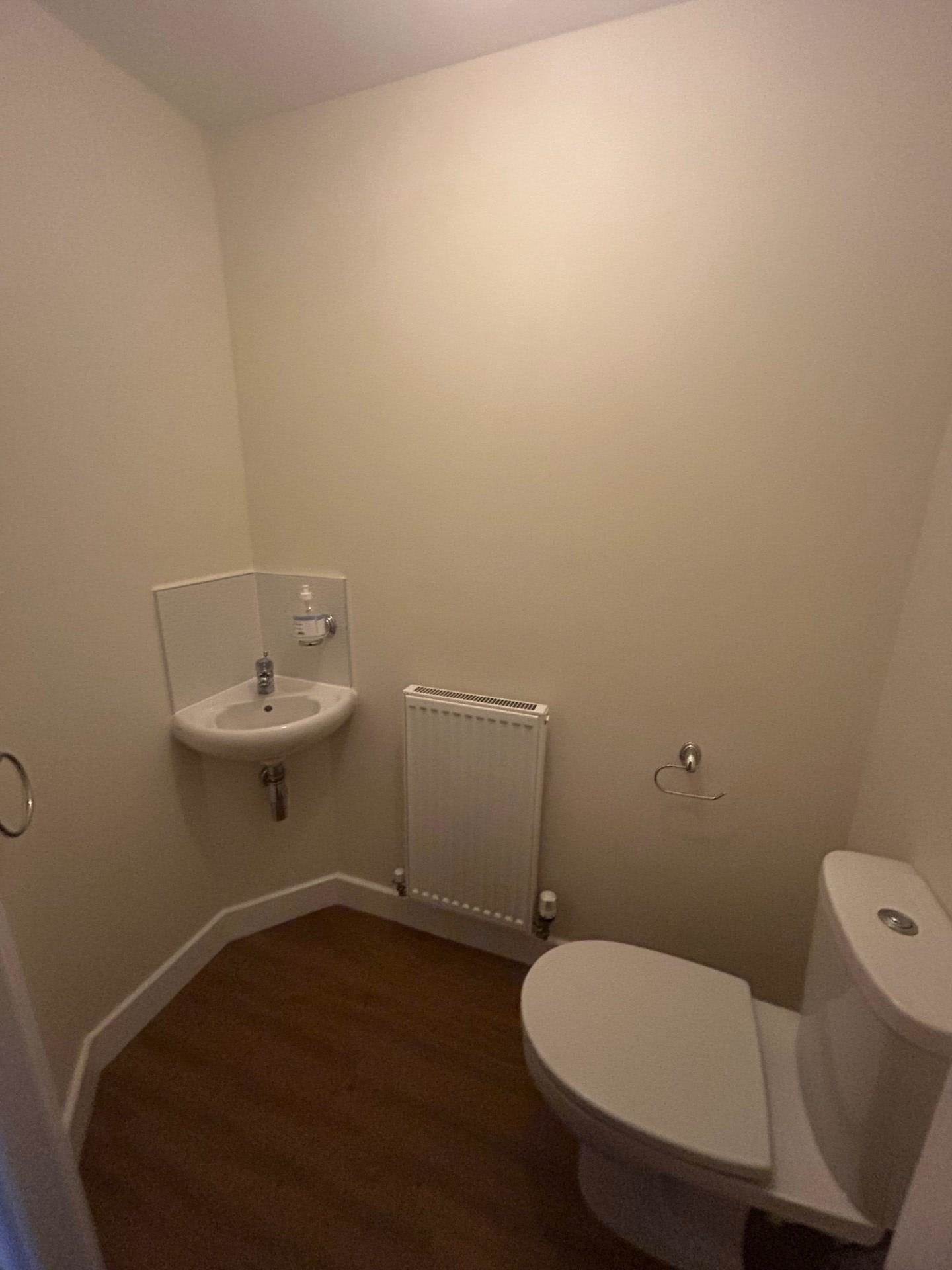 Waters Edge, Warrington, Image 6