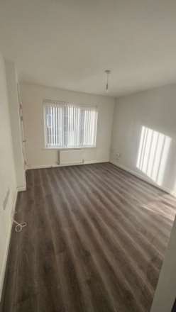 Chedlin Drive, Manchester, Image 11