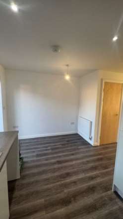 Chedlin Drive, Manchester, Image 8