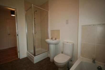 Bridgefield Court, Image 2