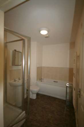 Bridgefield Court, Image 7