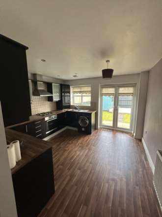 Adamson Close, Latchford, Image 8
