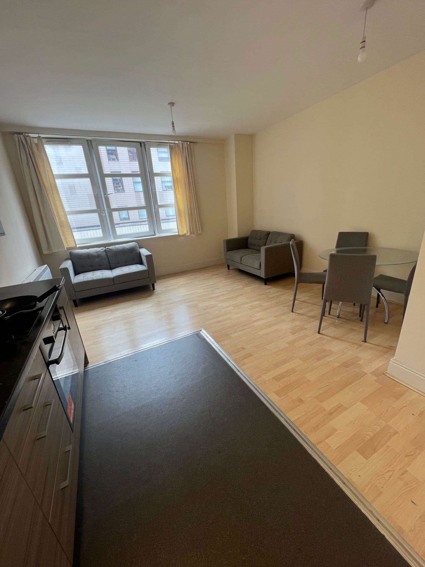 7 Stanlo House, Manchester, Image 2
