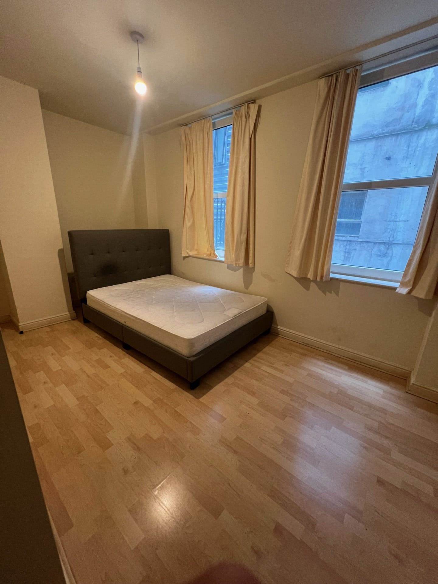 7 Stanlo House, Manchester, Image 5