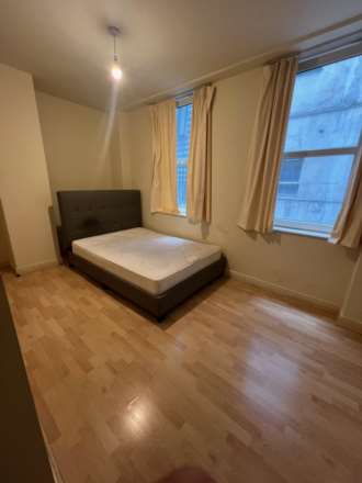 7 Stanlo House, Manchester, Image 5