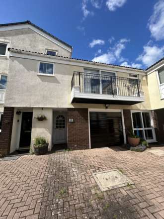 Marina Village, Runcorn, Image 1