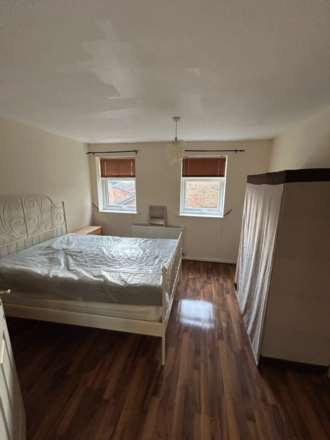 St Katherines Way, Warrington, Image 3