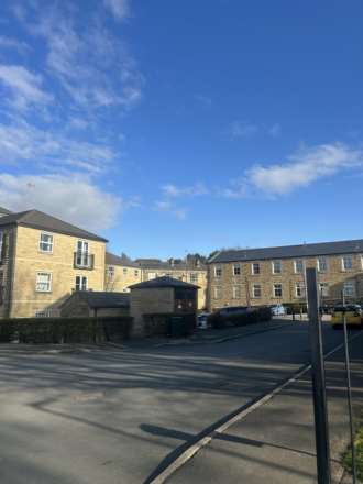 Broom Mills Road, Farsley, Image 3