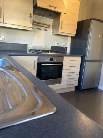 Broom Mills Road, Farsley, Image 5