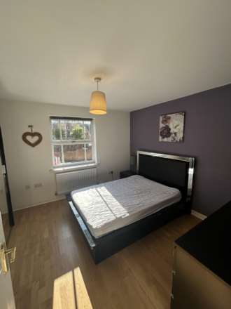 Broom Mills Road, Farsley, Image 9