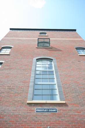 Elphins Drive, Wilderspool Park, Warrington, Image 3