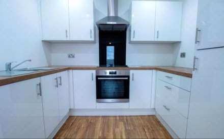 Apartment, 2108 Michigan Tower B, Salford, Image 7