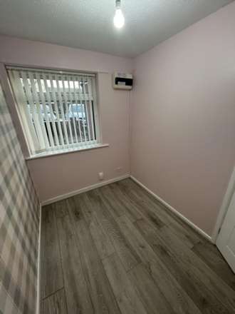 Heather Close, Runcorn, Image 7