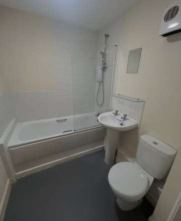 Kingsburn Court, Manchester, Image 5