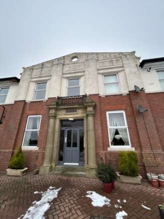 2 Bedroom Apartment, Hawthorns, Arncliffe Rise