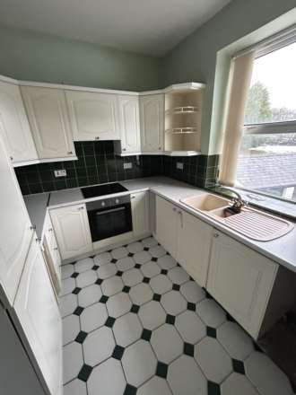 Hawthorns, Arncliffe Rise, Image 2