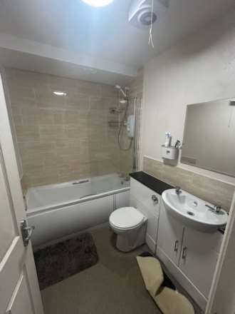 Stanlo House, Manchester, Image 3