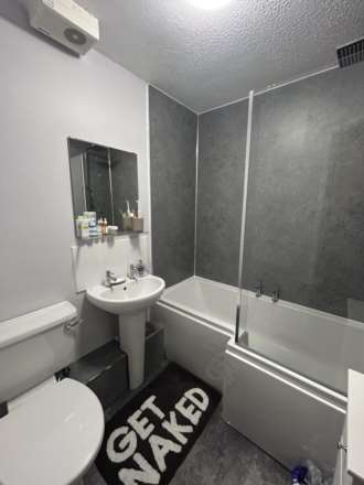 Finsbury Close, Warrington, Image 3