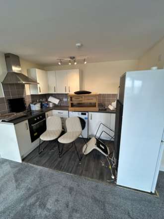 Kingsburn Court, Manchester, Image 2