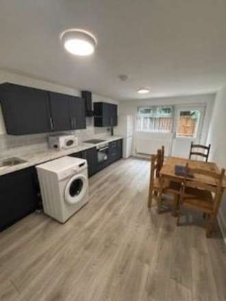 Handforth Lane, Runcorn, Image 2