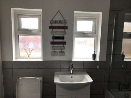 Middleton Road, Oldham, Image 6