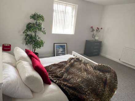 Middleton Road, Oldham, Image 1