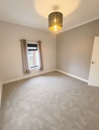 Street, Runcorn, Image 4