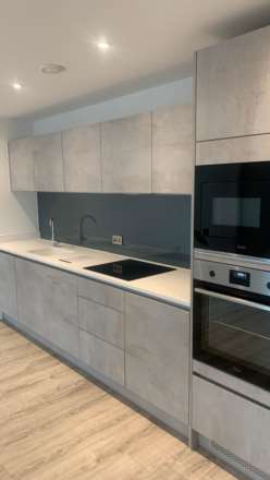 Silv, Manchester, Image 1