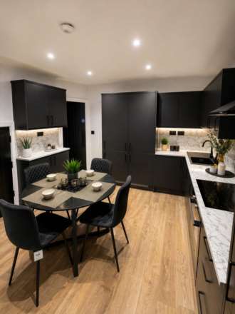 Gorton Road, Reddish, Image 2