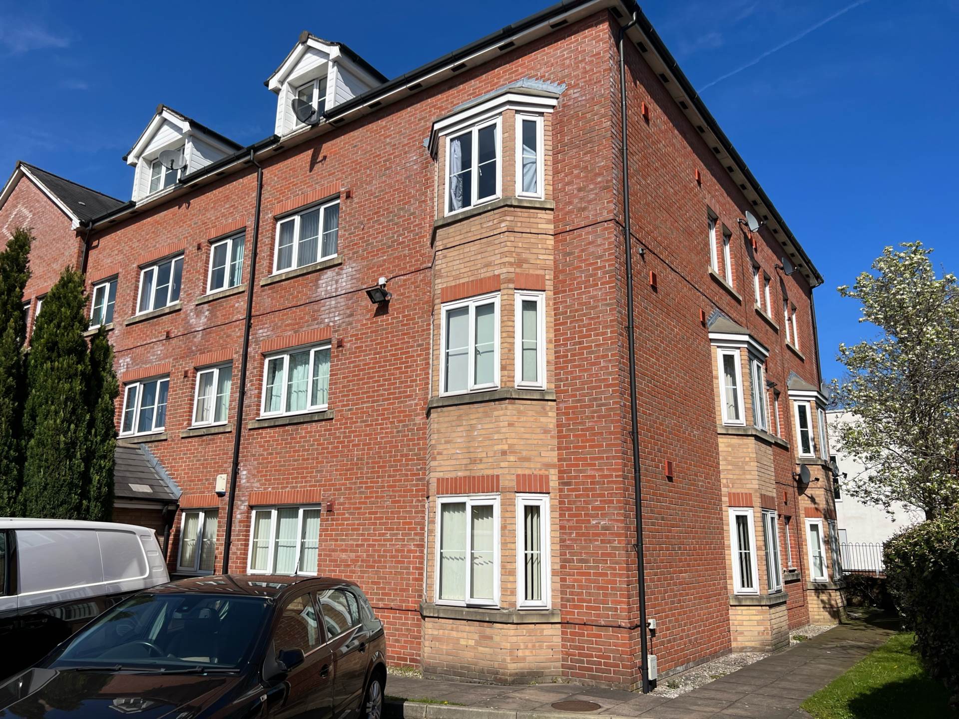 Kingsburn Court, Manchester, Image 1