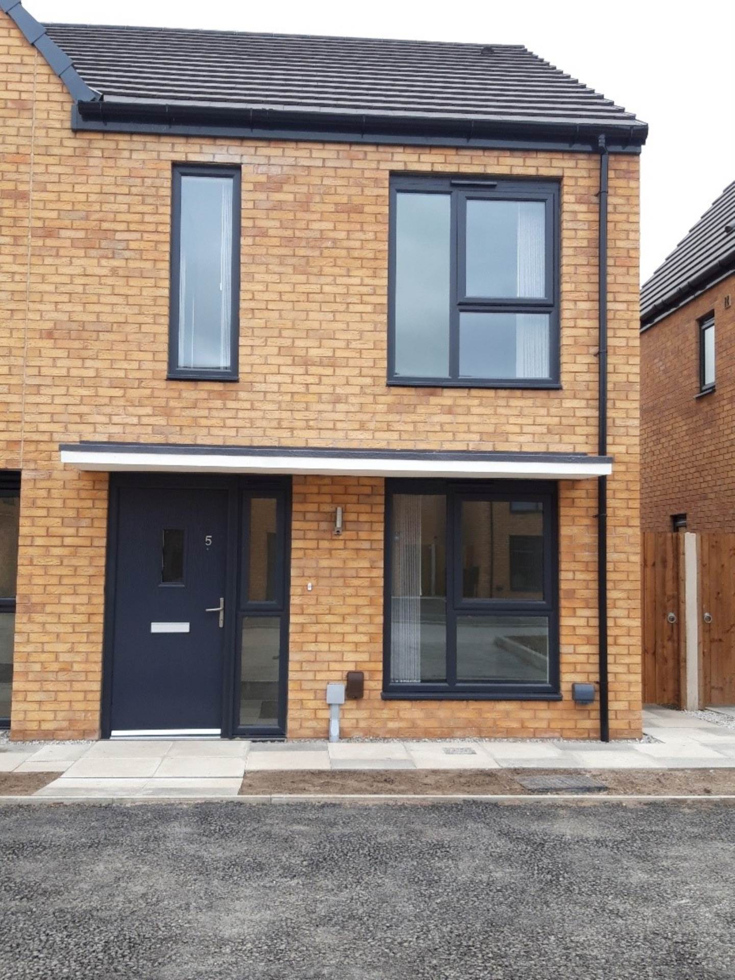 RENT TO BUY, Image 1