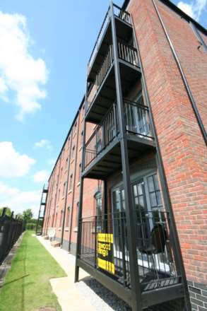 Elphins Drive, Wilderspool Park, Warrington, Image 7