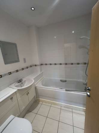 St Austins Lane, Warrington, Image 4