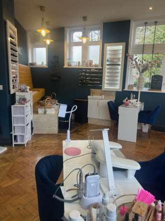 686 Knutsford Road, Image 7