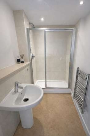 Quebec Building, Bury Street, Image 6