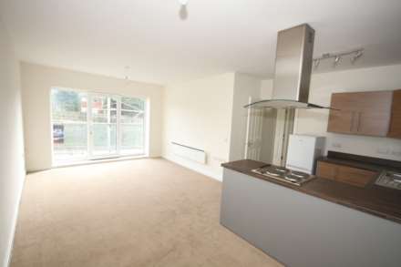 Bridgefield Court, Image 5