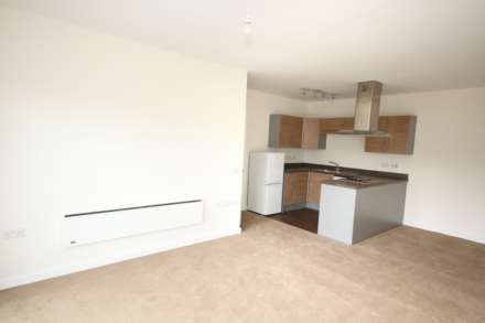 Bridgefield Court, Image 6